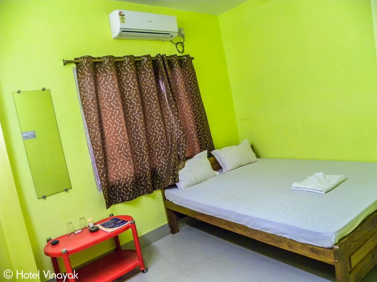Hotel Vinayak Māldah Esterno foto