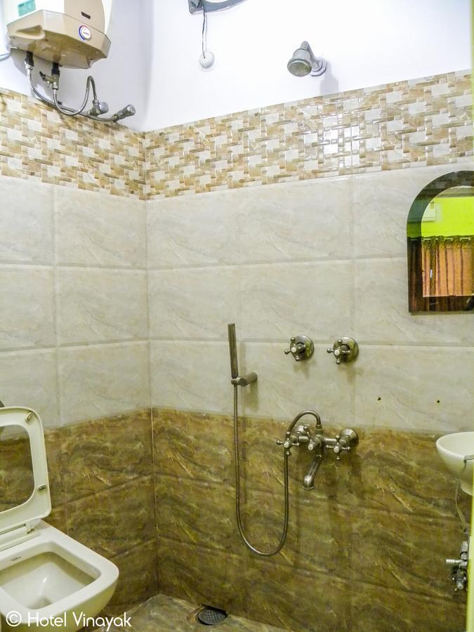 Hotel Vinayak Māldah Esterno foto
